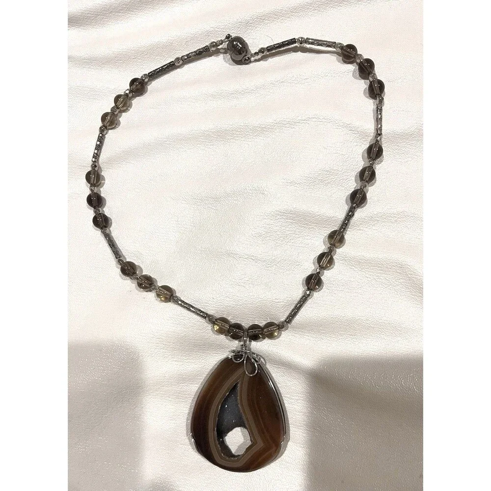 Banded Brown Agate Silver Pendant Choker Necklace 17
